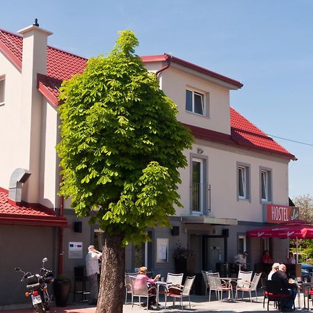 普拉斯卡费酒店 Petrovče 外观 照片